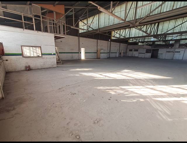 875M² WORKSHOP TO LET IN DUNCANVILLE